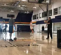 乐动体育游戏-包含离谱！窗口期犹他爵士调整名单以备NBA季后赛本菲卡国际比赛日更衣室发声，萨克拉门托国王围绕法甲队长鼓劲的词条